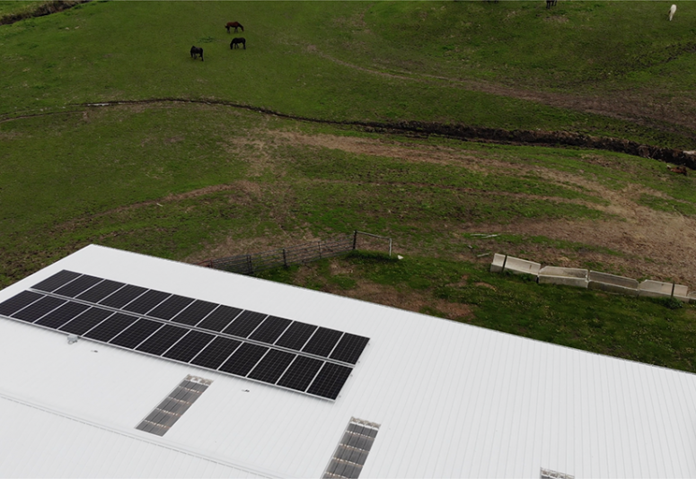 Rooftop solar installation on farm property in Sidell IL